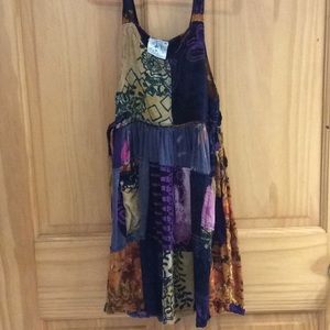 Little girls hippy dippy dress size M